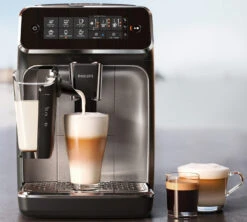 PHILIPS Series 3200 LatteGo EP3246/70 Garantie 3 Ans -Kafftec Magasin 3 machine a cafe philips lattego 3246 70