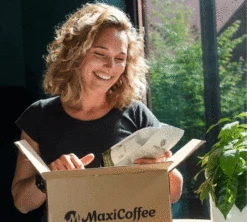 4X250g Café En Grain Coffret Découverte - MAXICOFFEE -Kafftec Magasin cafeengrainmaxicoffeequelcafeengrainchoisir