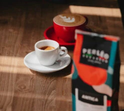 3x250g Café En Grain Coffret Spécial Expresso PERLEO ESPRESSO 17 3x250g Café En Grain Coffret Spécial Expresso PERLEO ESPRESSO -Kafftec Magasin cafeengrainperleoespressoantica