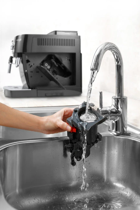 DELONGHI Magnifica 22.127.B Garantie 3 Ans 9 DELONGHI Magnifica 22.127.B Garantie 3 Ans – Image 7