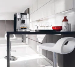 DELONGHI Magnifica S ECAM 22.110.SB -Kafftec Magasin expresso broyeur delonghi magnifica 22.110.sb ambiance