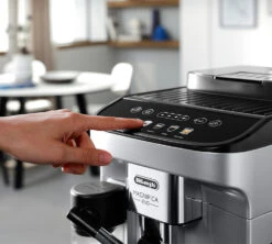 DELONGHI Magnifica EVO FEB 2961.SB LatteCrema Garantie 5 Ans 10 DELONGHI Magnifica EVO FEB 2961.SB LatteCrema Garantie 5 Ans -Kafftec Magasin expresso broyeur feb2961sb magnifica evo lateral