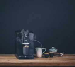 NIVONA CafeRomatica 790 Noir Chrome -Kafftec Magasin machine a cafe nivona cafe romatica 790 ambiance