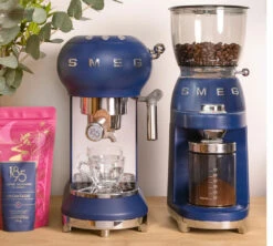 Moulin à Café SMEG Bleu Lavazza 1895 CGF01LVEU 9 Moulin à Café SMEG Bleu Lavazza 1895 CGF01LVEU -Kafftec Magasin moulin smeg bleu lavazza 4