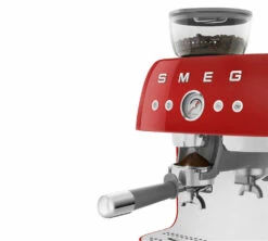 Machine Expresso SMEG EGF03RDEU Rouge Années 50 Avec Moulin Intégré -Kafftec Magasin smeg egf03 rouge 4
